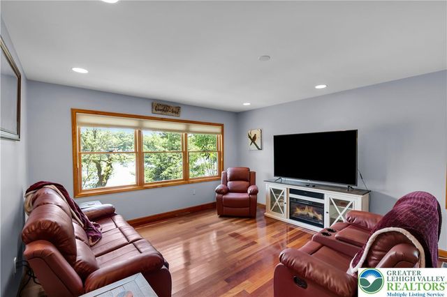 5194 Hamilton S, Hamilton Twp, PA 18353