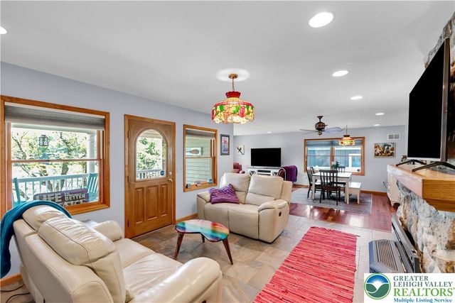 5194 Hamilton S, Hamilton Twp, PA 18353