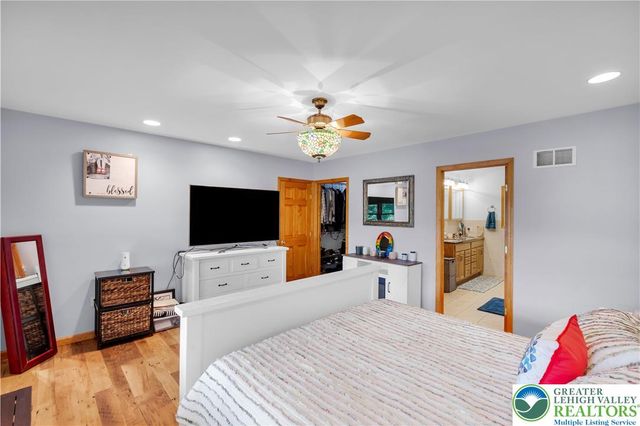 5194 Hamilton S, Hamilton Twp, PA 18353