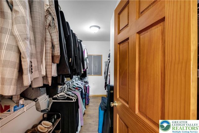 5194 Hamilton S, Hamilton Twp, PA 18353