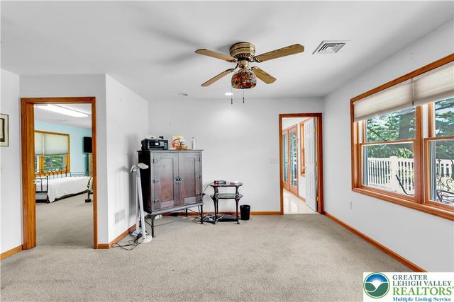 5194 Hamilton S, Hamilton Twp, PA 18353