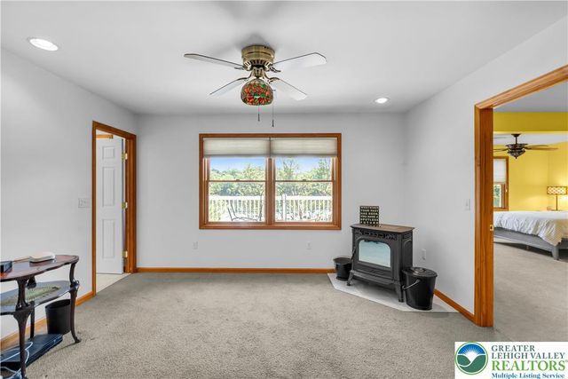 5194 Hamilton S, Hamilton Twp, PA 18353