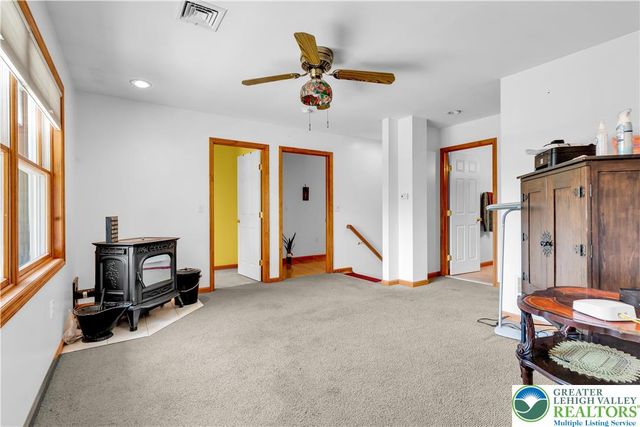 5194 Hamilton S, Hamilton Twp, PA 18353