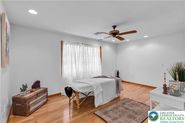 5194 Hamilton S, Hamilton Twp, PA 18353