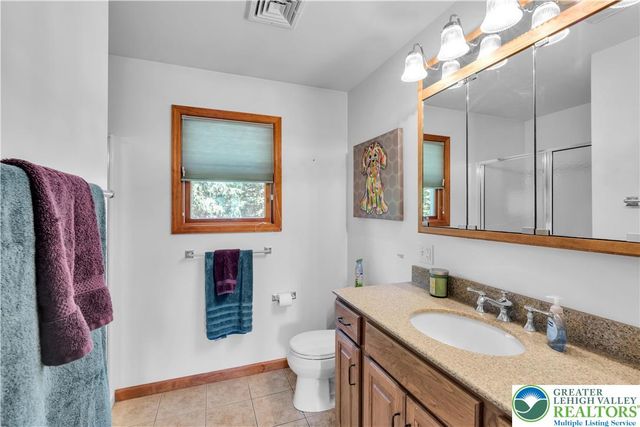 5194 Hamilton S, Hamilton Twp, PA 18353