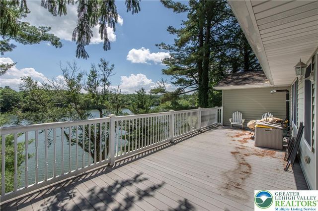 5194 Hamilton S, Hamilton Twp, PA 18353