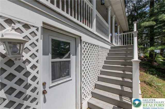 5194 Hamilton S, Hamilton Twp, PA 18353