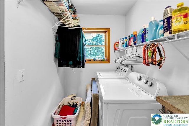 5194 Hamilton S, Hamilton Twp, PA 18353