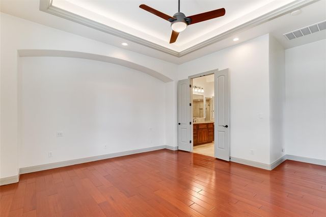 101 Blanco CT, Horseshoe Bay, TX 78657