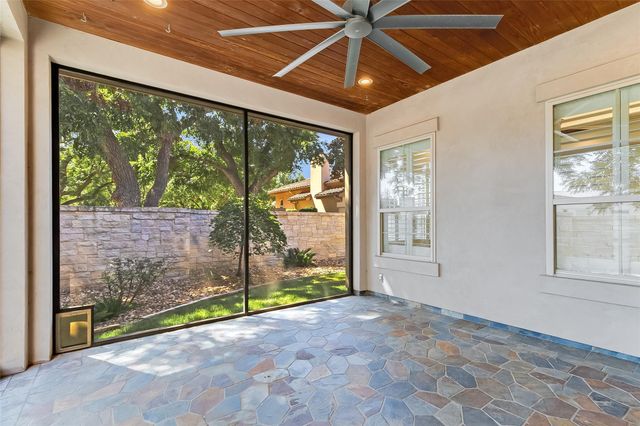 101 Blanco CT, Horseshoe Bay, TX 78657