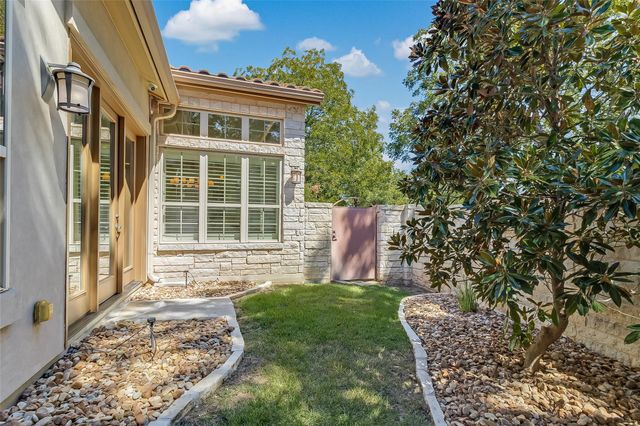 101 Blanco CT, Horseshoe Bay, TX 78657