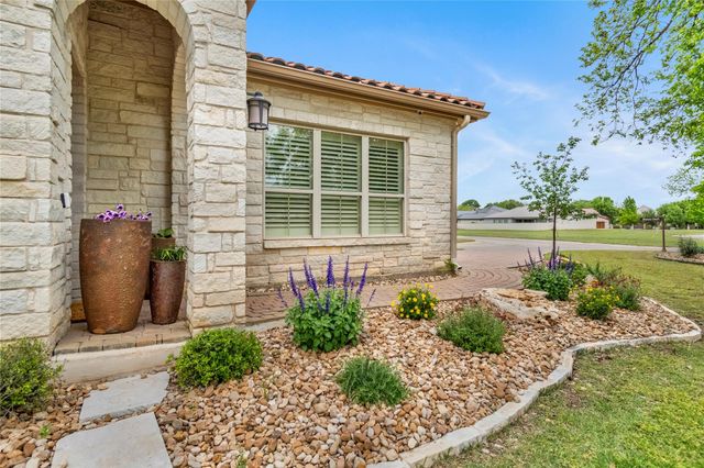 101 Blanco CT, Horseshoe Bay, TX 78657