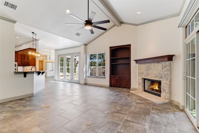 101 Blanco CT, Horseshoe Bay, TX 78657