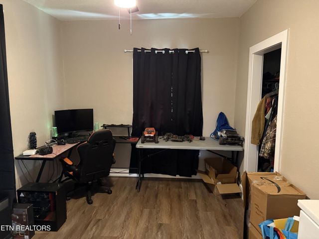 8415 Morgan County Hwy, Sunbright, TN 37872