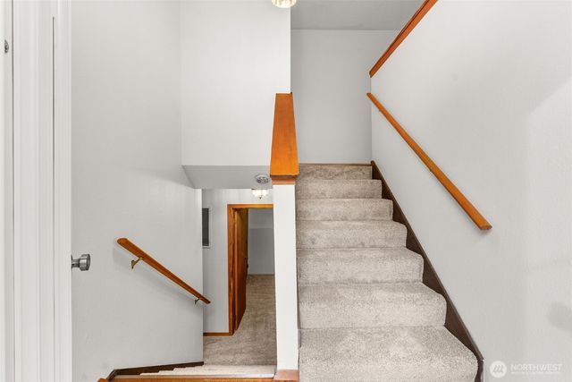 333 Wildcat Street SE, Lacey, WA 98503