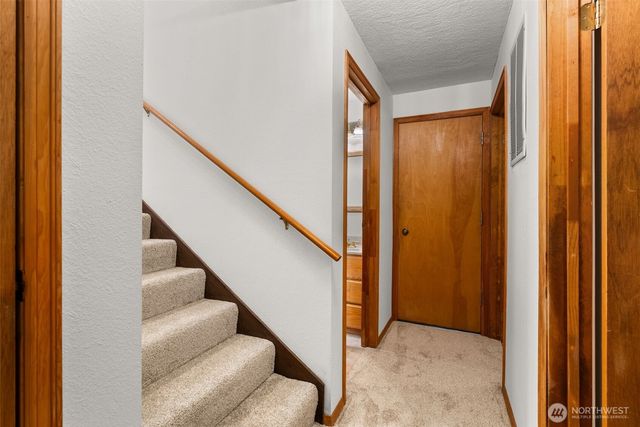 333 Wildcat Street SE, Lacey, WA 98503