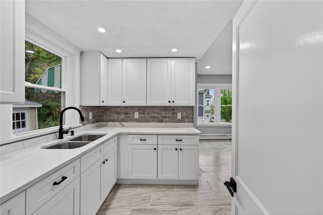 31 Bowdoin Street, Providence, RI 02909