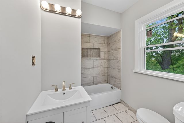 31 Bowdoin Street, Providence, RI 02909