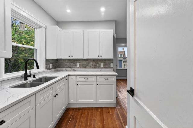 31 Bowdoin Street, Providence, RI 02909