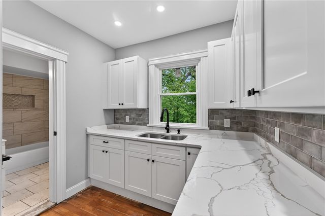 31 Bowdoin Street, Providence, RI 02909