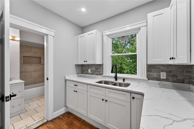 31 Bowdoin Street, Providence, RI 02909