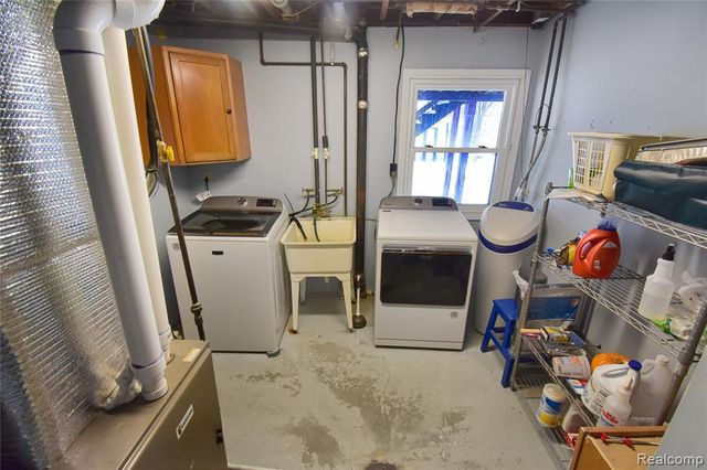 5629 Powderhorn Drive, Kalamazoo, MI 49009