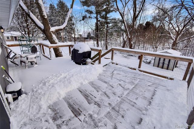 5629 Powderhorn Drive, Kalamazoo, MI 49009