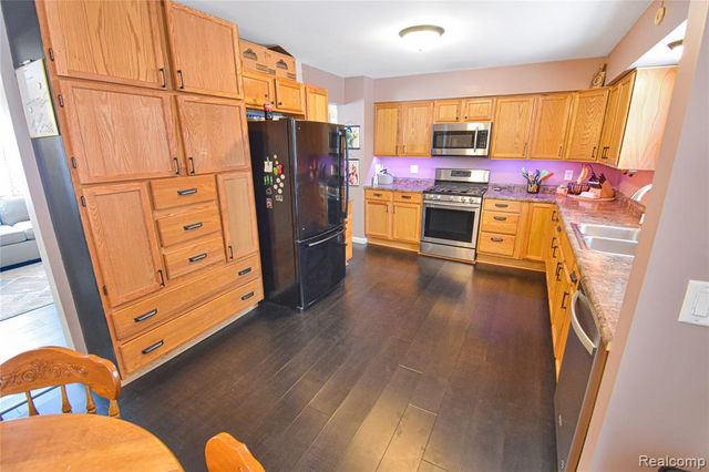 5629 Powderhorn Drive, Kalamazoo, MI 49009