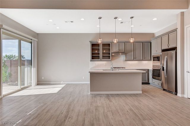 19 Alta Cascata Place, Henderson, NV 89011