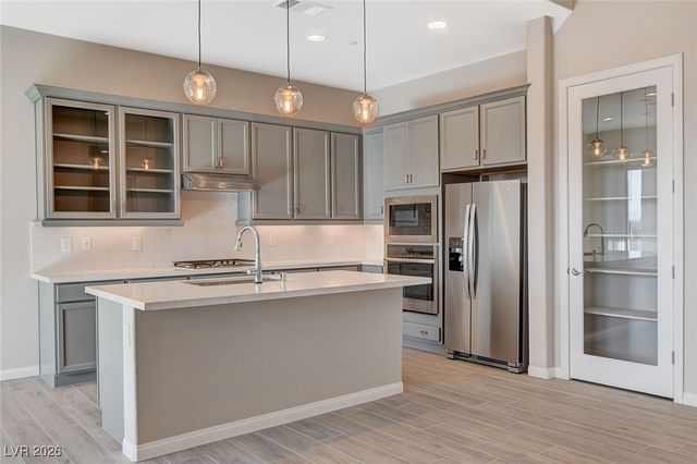 19 Alta Cascata Place, Henderson, NV 89011