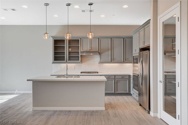 19 Alta Cascata Place, Henderson, NV 89011