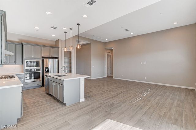 19 Alta Cascata Place, Henderson, NV 89011