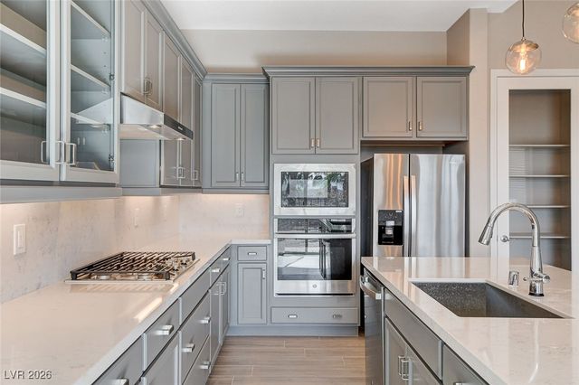 19 Alta Cascata Place, Henderson, NV 89011