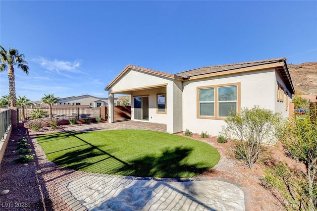 19 Alta Cascata Place, Henderson, NV 89011