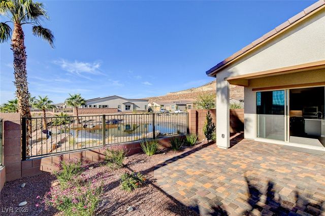 19 Alta Cascata Place, Henderson, NV 89011