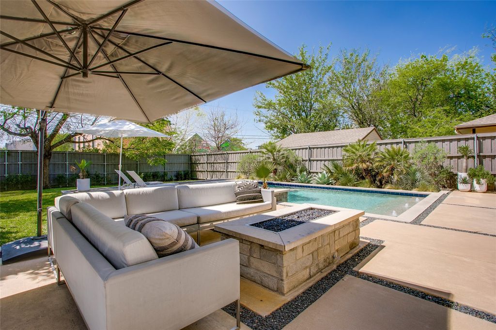2215 Madera Street, Dallas, TX 75206