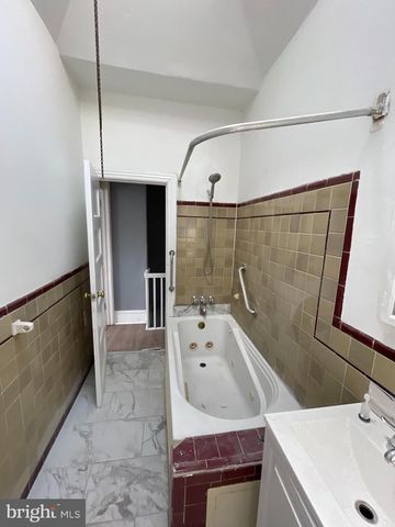 5937 PINE ST, Philadelphia, PA 19143