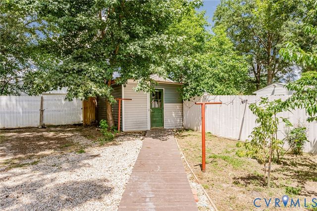 3305 Clay St, Hopewell, VA 23860