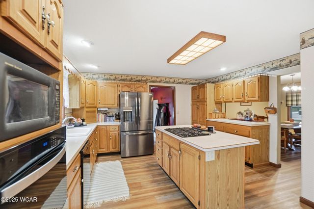 307 Ridge Crest Circle, Lima, OH 45801