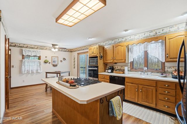 307 Ridge Crest Circle, Lima, OH 45801