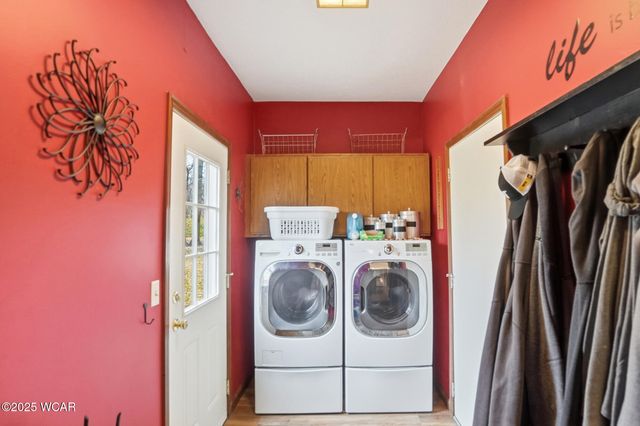 307 Ridge Crest Circle, Lima, OH 45801