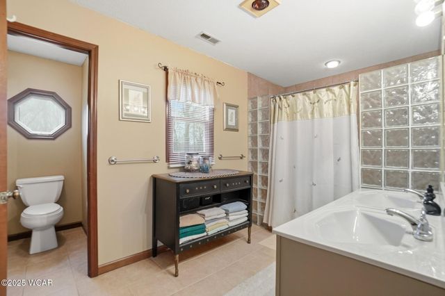 307 Ridge Crest Circle, Lima, OH 45801