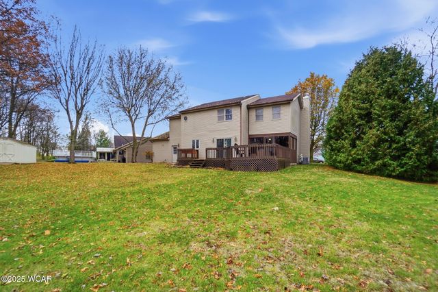 307 Ridge Crest Circle, Lima, OH 45801