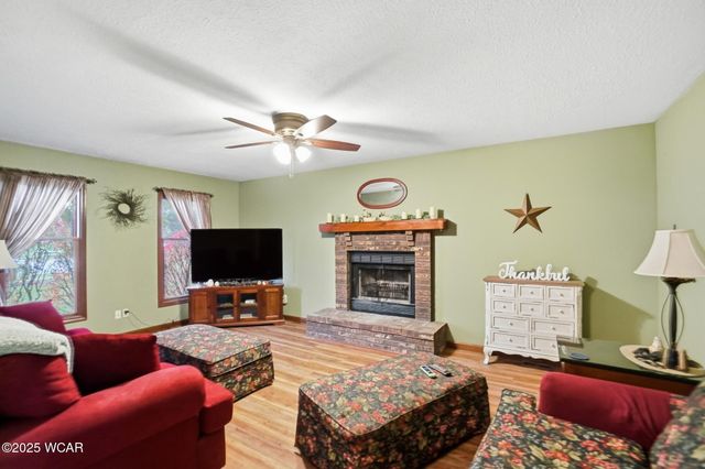 307 Ridge Crest Circle, Lima, OH 45801