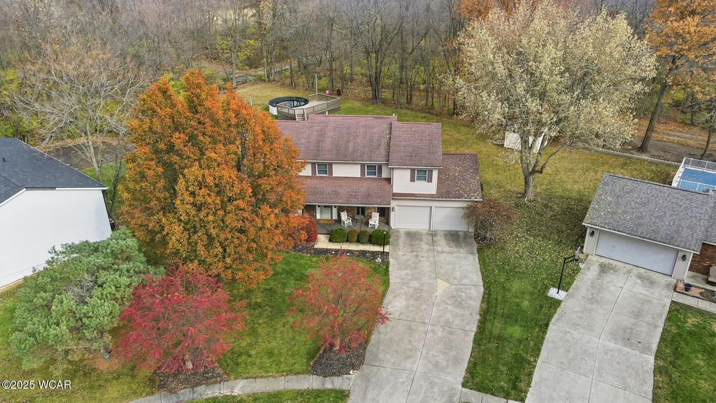 307 Ridge Crest Circle, Lima, OH 45801