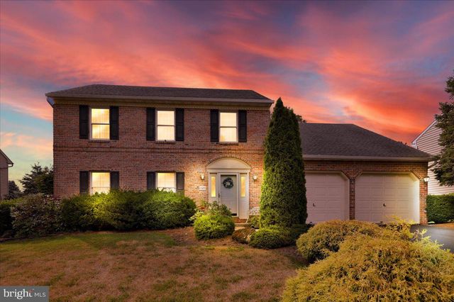 1727 COLONY DR, Reading, PA 19610