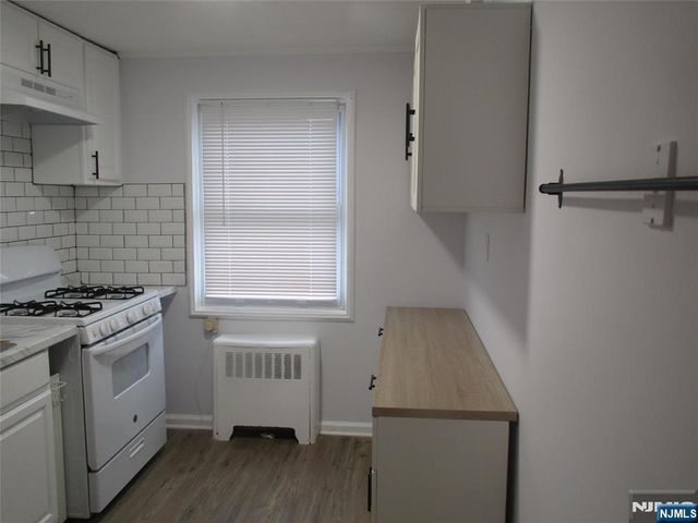 150 Vanderburgh A, Rutherford, NJ 07070