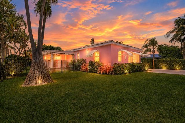 3216 Karen Drive, Delray Beach, FL 33483