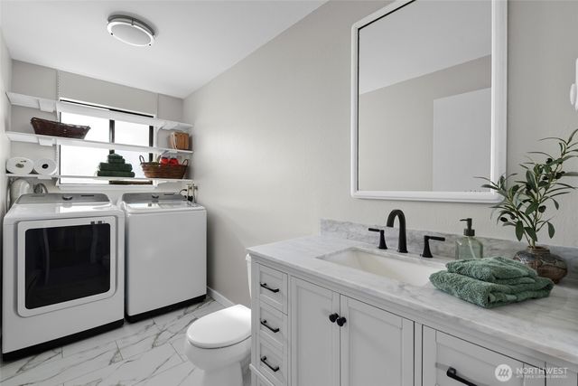 1264 Eagle Crest Drive, Oak Harbor, WA 98277