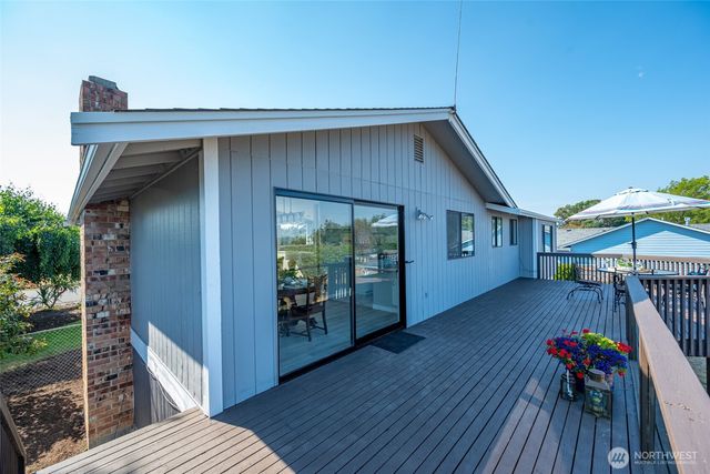1264 Eagle Crest Drive, Oak Harbor, WA 98277